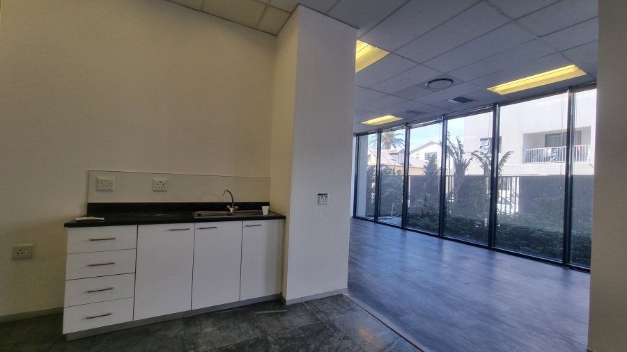 To Let Commercial Property for Rent in Woodstock Western Cape